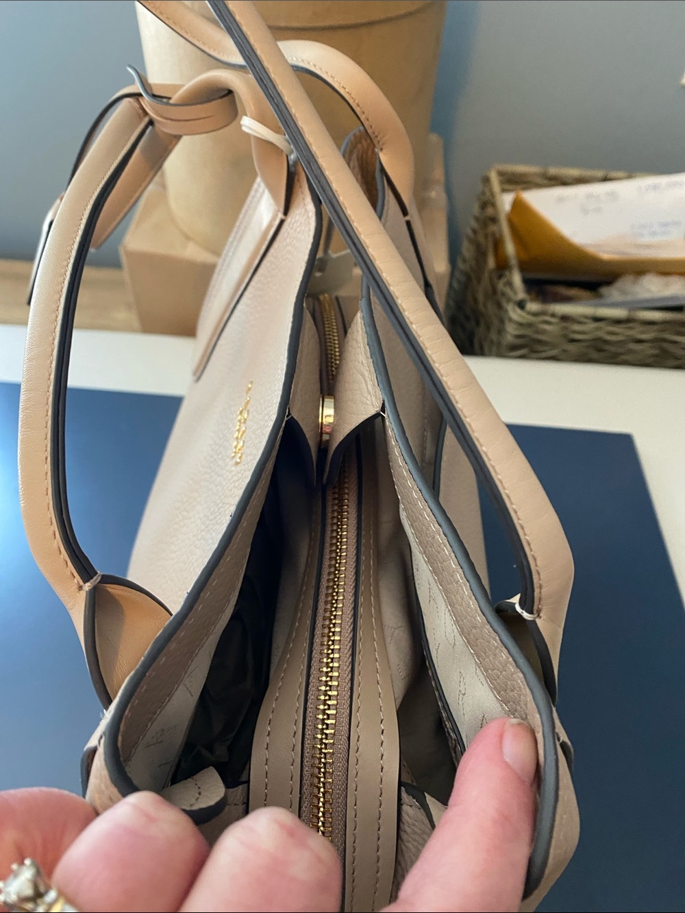 NWT RADLEY LONDON BAYLIS ROAD BEIGE LEATHER SHOULDER BAG - Picture 5 of 8